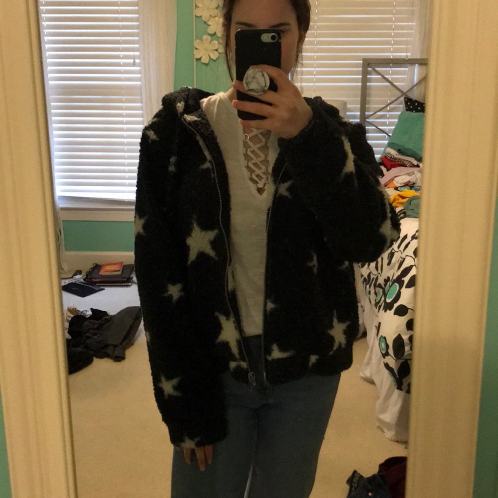 Olivaceous star fluffy hooded jacket sz L